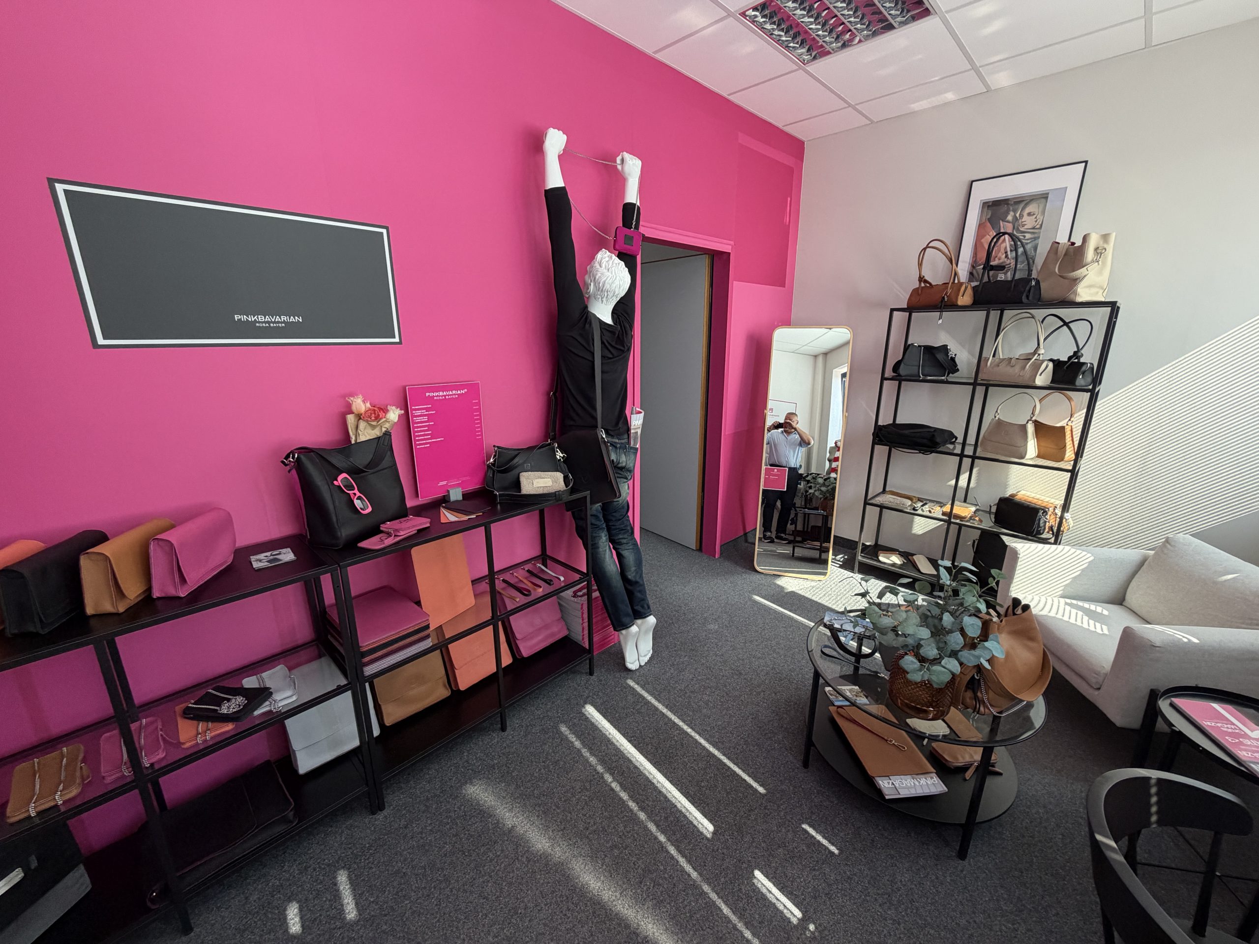 Pinkbavarian Showroom Regensburg osterhofener str. 12